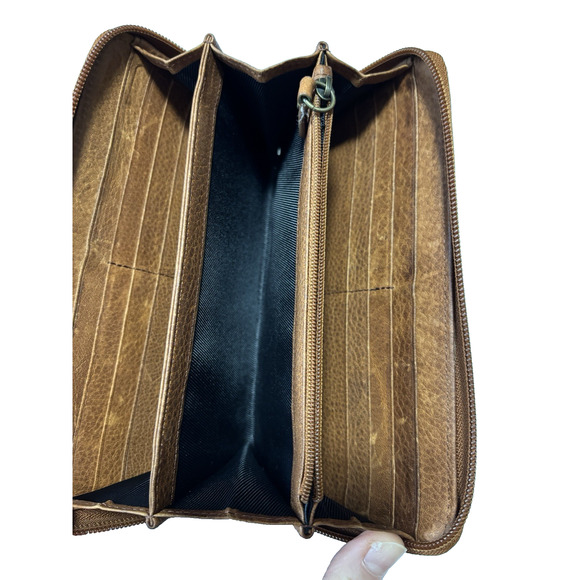 Duluth Lifetime Leather Brown Wallet Wristlet Card Holder Zip Around - Picture 4 of 7